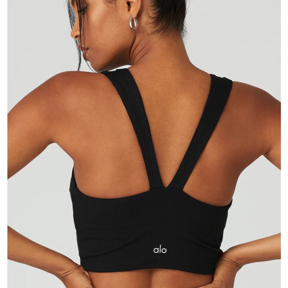 ALO Yoga Black Ribbed V-Back Crop Top